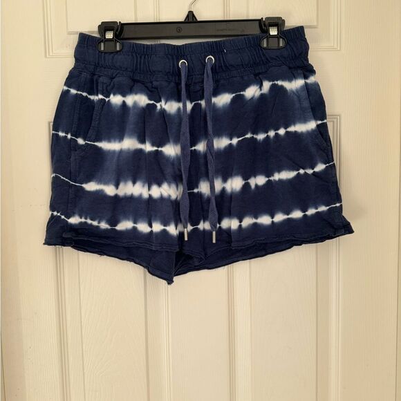 Tie-dyed shorts size small - Picture 1 of 3
